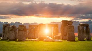 Stonehenge Sarsen Stones Origin Mystery Solved Bbc News