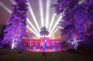 The big switch-on of the lights at the Royal Botanical Garden in Madrid is a big event in Spain