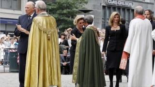 From left Norwegian King Harald, Bishop Ole Christian Kvarme, Queen Sonja, Bishop Helga Byfuglien and Princess Martha Louise