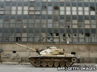Egyptian army tank in Cairo