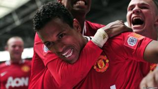 Community Shield: Manchester United 3-2 Manchester City - Nani celebrates