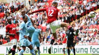 Community Shield: Manchester United 3-2 Manchester City - Chris Smalling scores the first goal for United