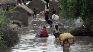 Flooding in Golarchi town
