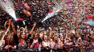 Fans watch the finale