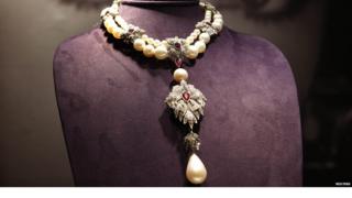 Pearl necklace