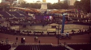 Stage at Buckingham Palace with man playing guitar