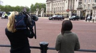 Queen leaves Buckingham Palace