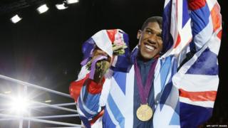 Super heavyweight boxing champ Anthony Joshua