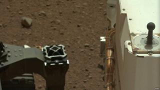 Picture of the Curiosity rover on Mars
