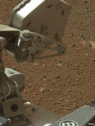 Picture of the Curiosity rover on Mars