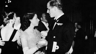 Queen and Duke dancing.