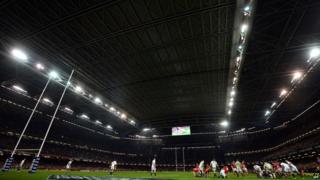 Millennium Stadium roof