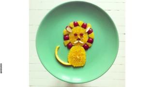Ida Skivenes's lion made out of fruit.