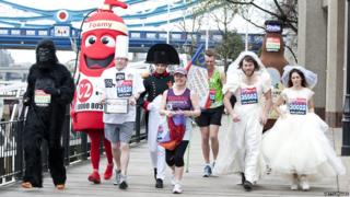 London Marathon - runners going for records