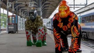 Go Go Gorillas arrive at Norwich station