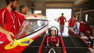 Team Arrow putting together their solar panelled car