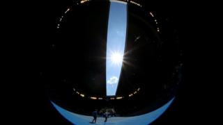 The roof of Rod Laver Arena was closed due to the Extreme Heat Policy.