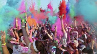 Runners pelted with paint