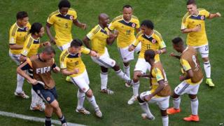 Colombia's players dancing