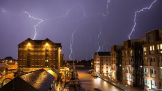 Lightning strikes several buildings at once in Gloucester