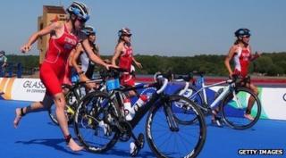 Jodie Stimpson in the Glasgow triathlon event