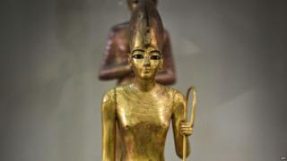 Statue