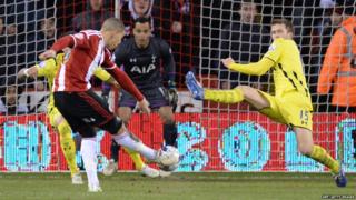 Che Adams scores second goal