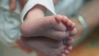 Baby feet (generic)