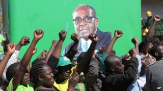 Supporters of President Robert Mugabe