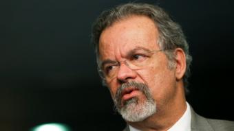 Ministro da Defesa diz que monitoramento de manifestações acontece no mundo inteiro