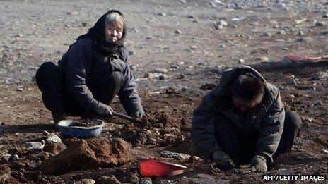 Digging workers in North Korea
