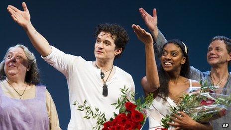 Orlando Bloom with Romeo and Juliet cast