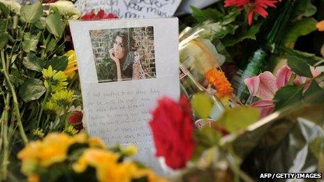 Floral tribute to Amy Winehouse