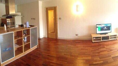 In pictures: Your student accommodation conditions - BBC Newsbeat