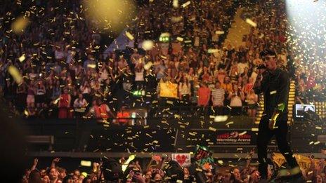 Zayn Malik in front of crowds