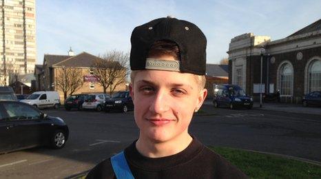 17-year-old college student Dez Byatt