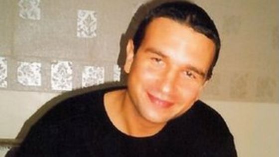 Murder victim <b>Piotr Kulinski</b> named future killers in police call - BBC News - _63567143_63567140