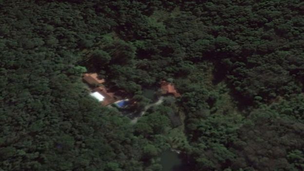 Visão de satélite do Google Earth do sítio de Atibaia atribuído à Lula pelo MPF