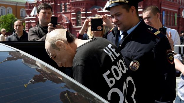 Roslovtsev arrested in Red Square