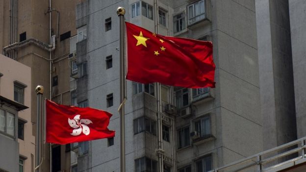 中國國旗和香港區旗