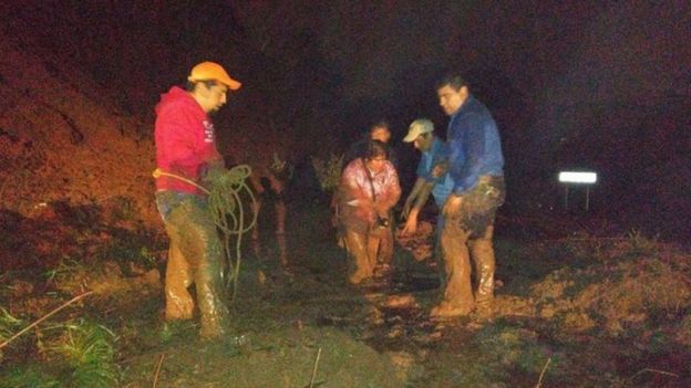 Rescue operation in Huahuchinango, Puebla