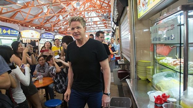 Gordon Ramsay at a hawker centre