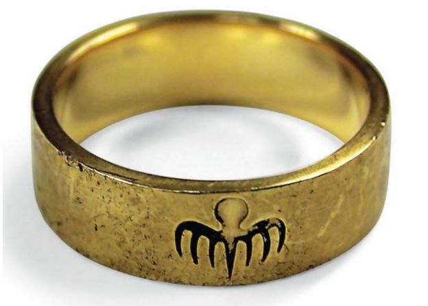 Oberhauser's Spectre gold ring