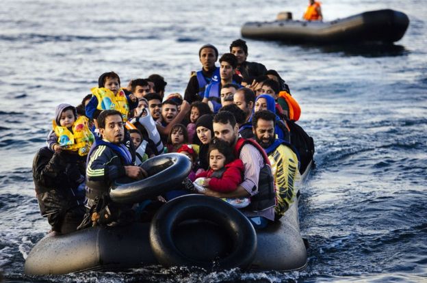 _90164540_turkeymigrantsboat14oct15afp.j