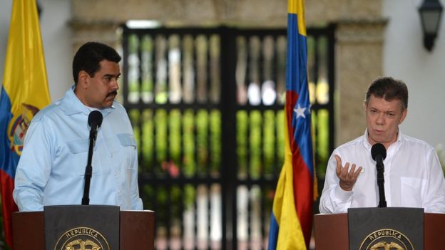 Los presidentes de Venezuela, Nicolás Maduro (izquierda), y de Colombia, Juan Manuel Santos, en una imagen de archivo