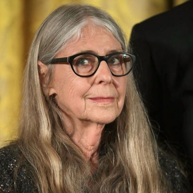 Margaret Hamilton durante la ceremonia de entrega de la Medalla de la Libertad