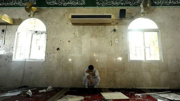 تفجير في مسجد للشيعة في السعودية