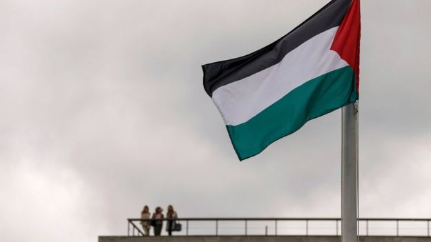 The Palestinian flag flies outside the United Nations during the 70th session of the U. N. General Assembly in New York (September 30, 2015)