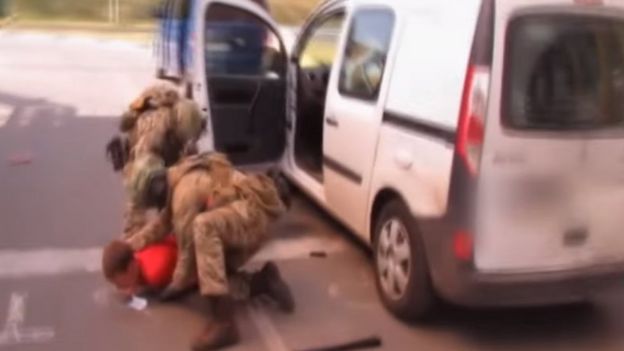 An SBU video showed the moment of arrest on the border with Poland
