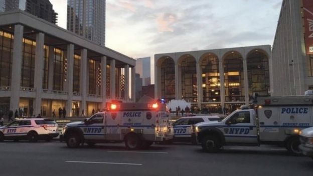 ஓபரா ஹவுஸ்